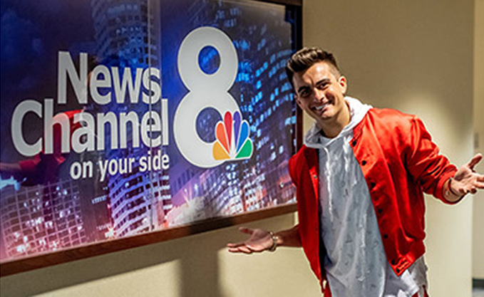 Image gallery marquee